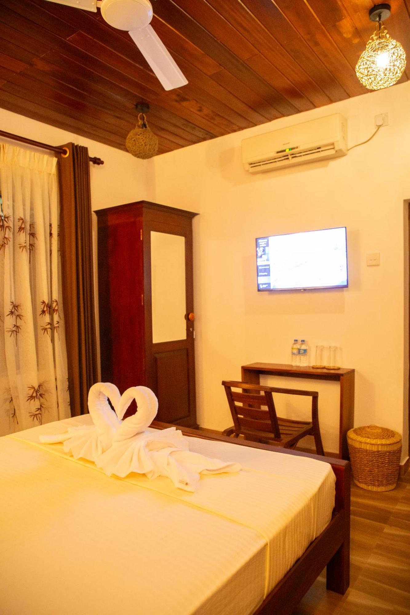 Ranagiri Relaxing Bungalow Bentota Extérieur photo